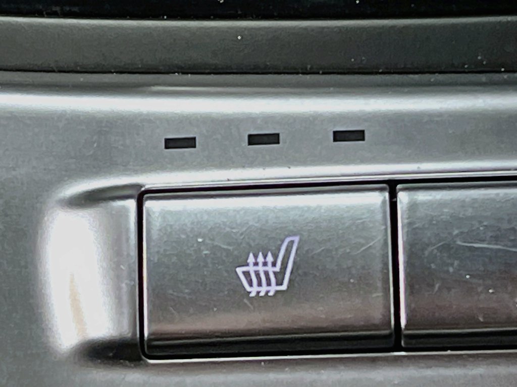 Used 2026 Kia Carnival EX FWD image 21