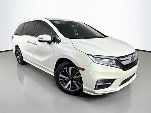 Used 2018 Honda Odyssey Elite image 3