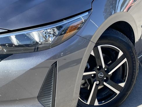 Used 2024 Nissan Sentra SV image 8