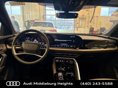 New 2025 Audi Q5 Premium image 9