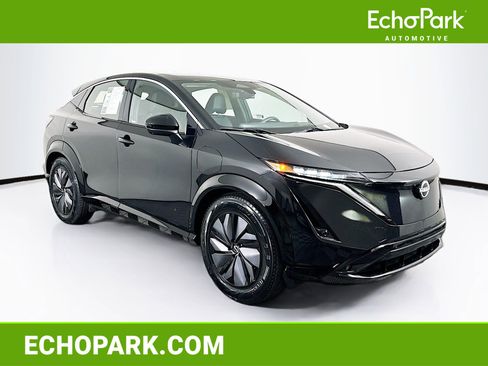 Used 2023 Nissan Ariya FWD image 1