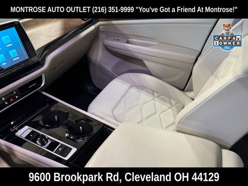 Used 2024 Volkswagen Atlas SE w/ Panoramic Sunroof Package AWD/4WD image 14