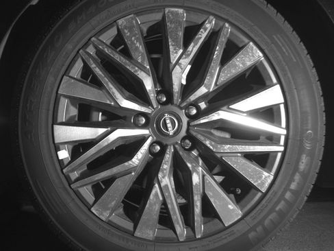 Used 2025 Nissan Altima 2.5 SV image 12