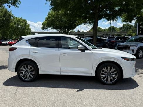 Used 2024 MAZDA CX-5 Signature AWD/4WD image 5