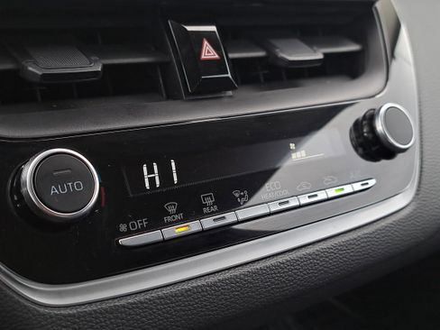 Certified 2023 Toyota Corolla LE image 18