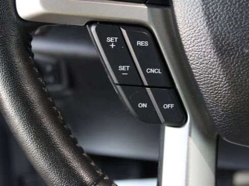 Used 2020 Ford F150 Lariat w/ Equipment Group 502A Luxury AWD/4WD image 16