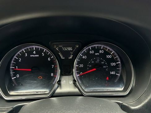 Used 2019 Nissan Versa SV FWD image 30