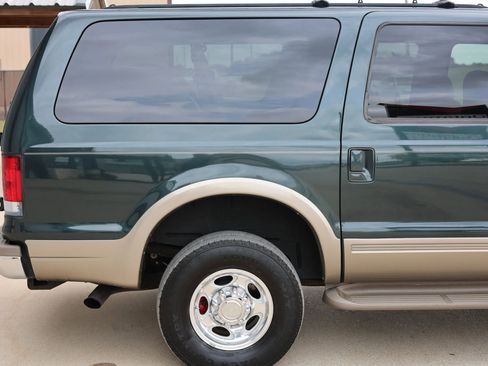 Used 2000 Ford Excursion Limited image 17