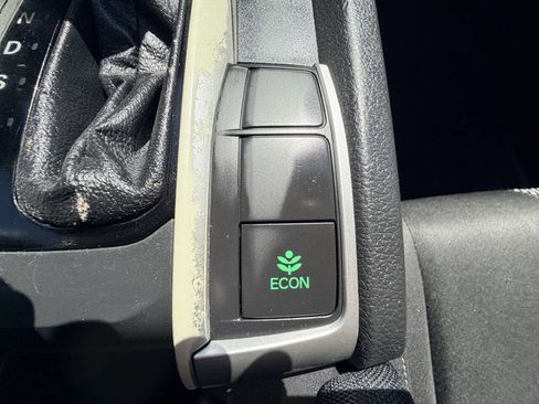 Used 2017 Honda Civic LX image 61