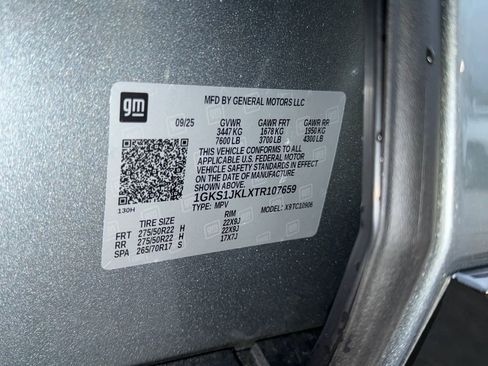 Used 2026 GMC Yukon XL Denali w/ Denali Reserve Package image 33