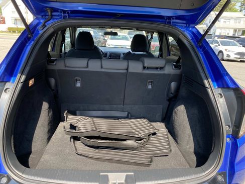 Used 2021 Honda HR-V Sport image 5
