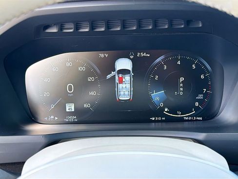 Used 2018 Volvo XC90 T6 Momentum w/ Convenience Package image 41