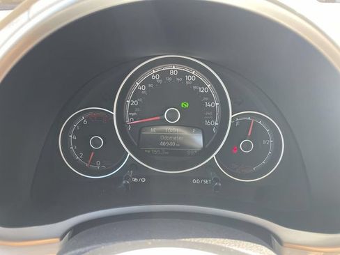 Used 2018 Volkswagen Beetle 2.0T SE w/ SE Premium Package FWD image 16