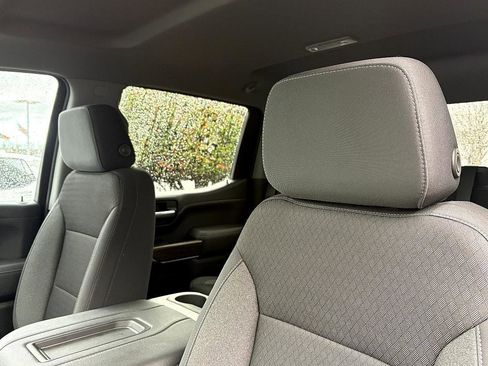 Used 2021 Chevrolet Silverado 1500 LT Trail Boss image 18