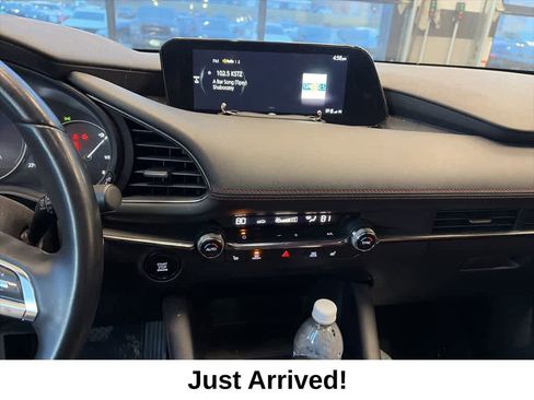 Used 2023 MAZDA MAZDA3 s image 10
