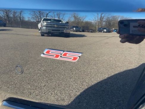 Used 2016 Chevrolet Camaro SS image 8