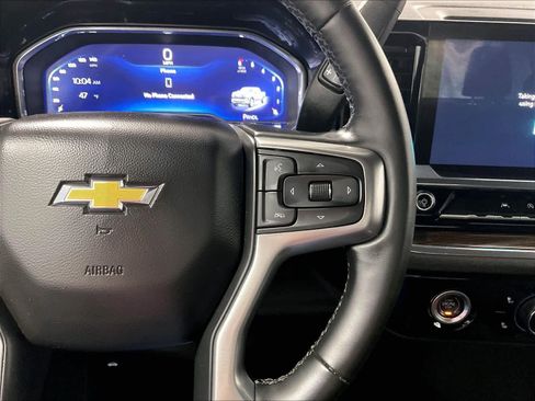 Used 2024 Chevrolet Silverado 1500 LT image 23