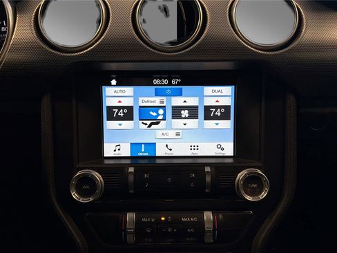 Used 2018 Ford Mustang Coupe w/ Equipment Group 101A RWD image 17