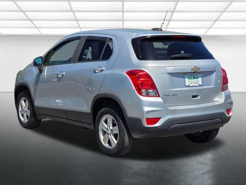 Used 2020 Chevrolet Trax LS w/ Tint and Cruise Package AWD/4WD image 14