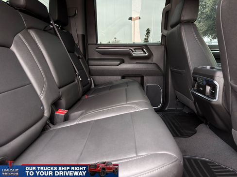 Used 2024 Chevrolet Silverado 2500 LTZ w/ LTZ Premium Package AWD/4WD image 30