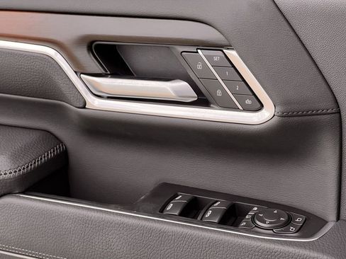 New 2026 GMC Sierra 2500 Denali w/ Denali Reserve Package image 19