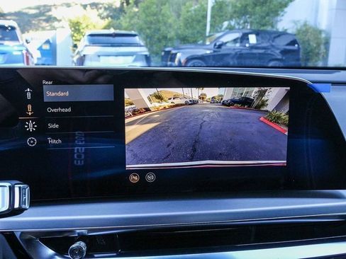 New 2025 Cadillac Lyriq Luxury image 23