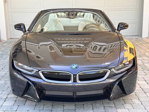 Used 2019 BMW i8 Roadster AWD/4WD image 29