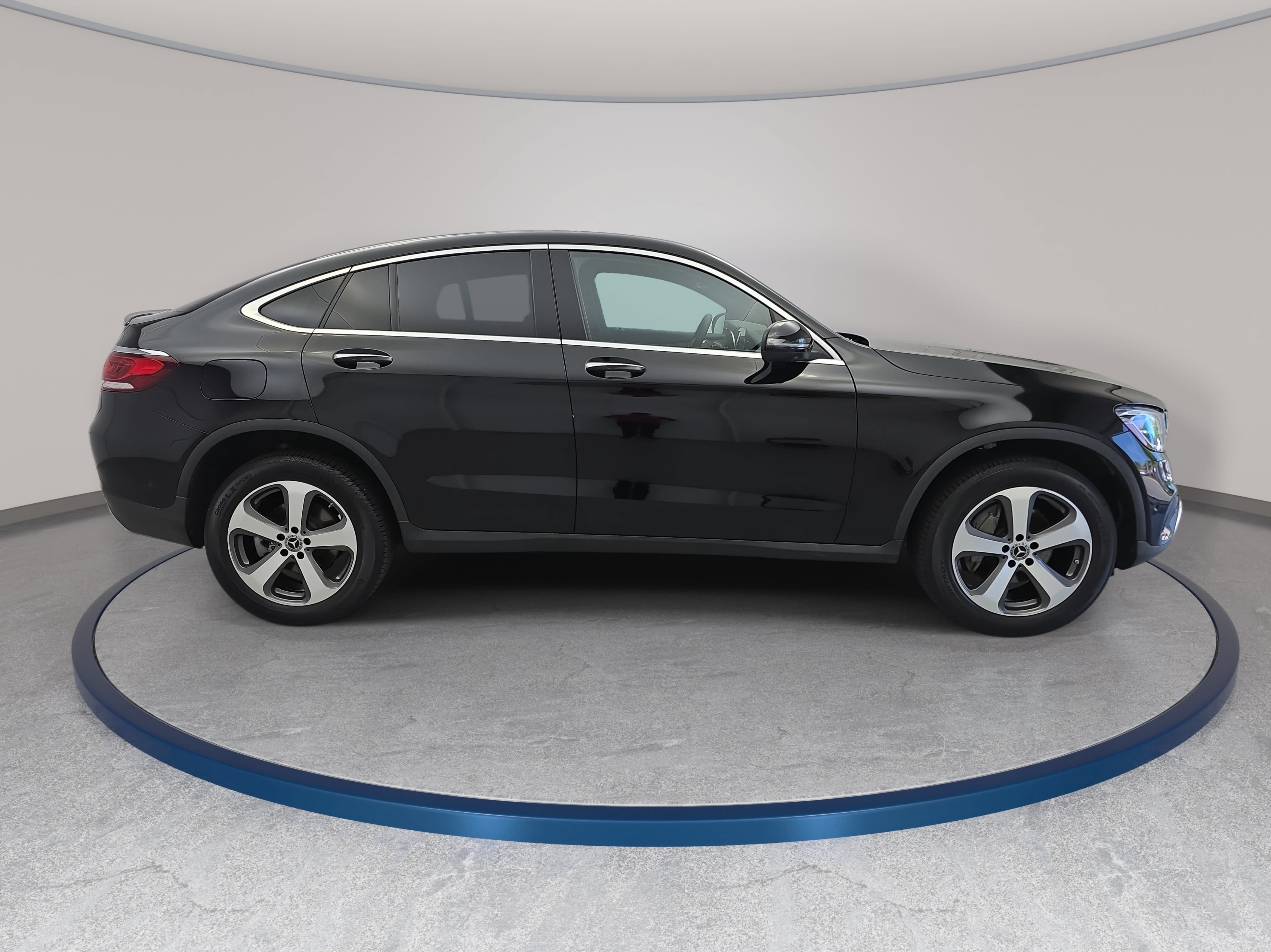 Certified 2023 Mercedes-Benz GLC 300 4MATIC Coupe image 4