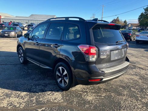Used 2017 Subaru Forester 2.5i Premium image 5