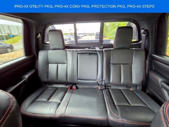 Used 2020 Nissan Titan PRO-4X w/ Pro-4x Convenience Package AWD/4WD image 17