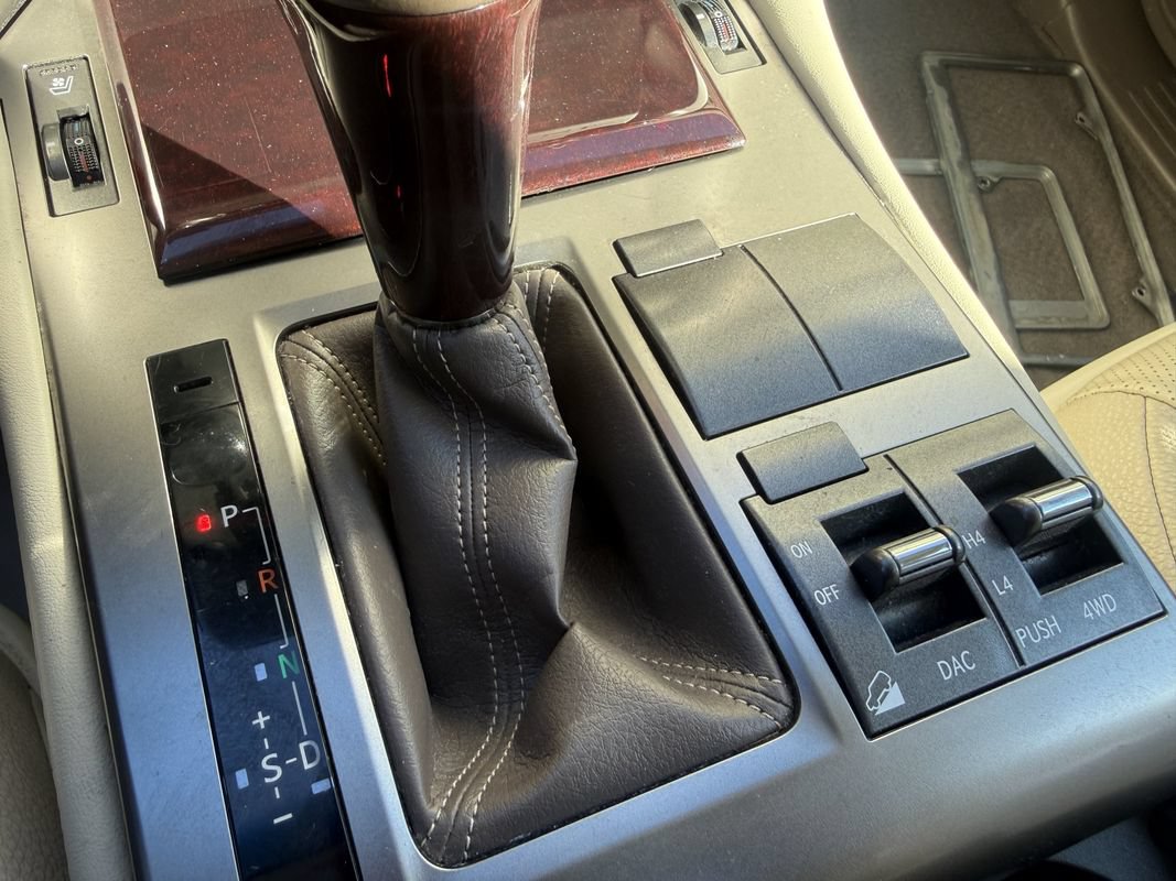 Used 2014 Lexus GX 460 w/ Premium Package AWD/4WD image 14