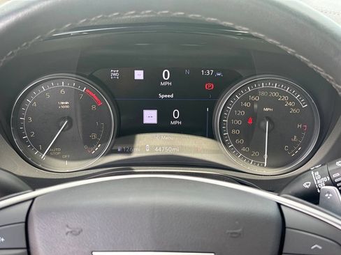 Used 2022 Cadillac XT5 Sportv w/ LPO, ONYX Package AWD/4WD image 15