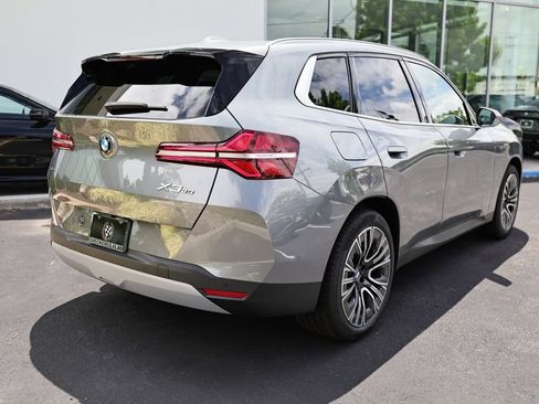 New 2026 BMW X3 xDrive30i w/ Premium Package AWD/4WD image 7
