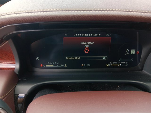 Used 2024 Lincoln Aviator Black Label AWD/4WD image 9