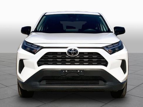 Used 2024 Toyota RAV4 LE image 4