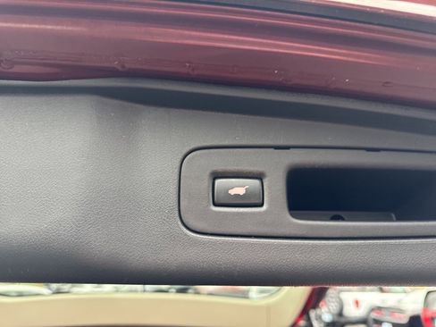 Used 2016 Honda CR-V Touring image 17