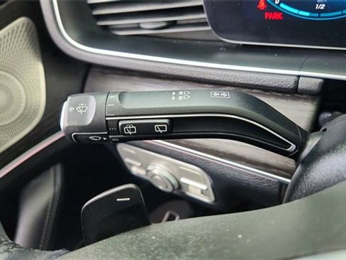 Used 2023 Mercedes-Benz GLE 450 4MATIC w/ AMG Line Exterior image 41