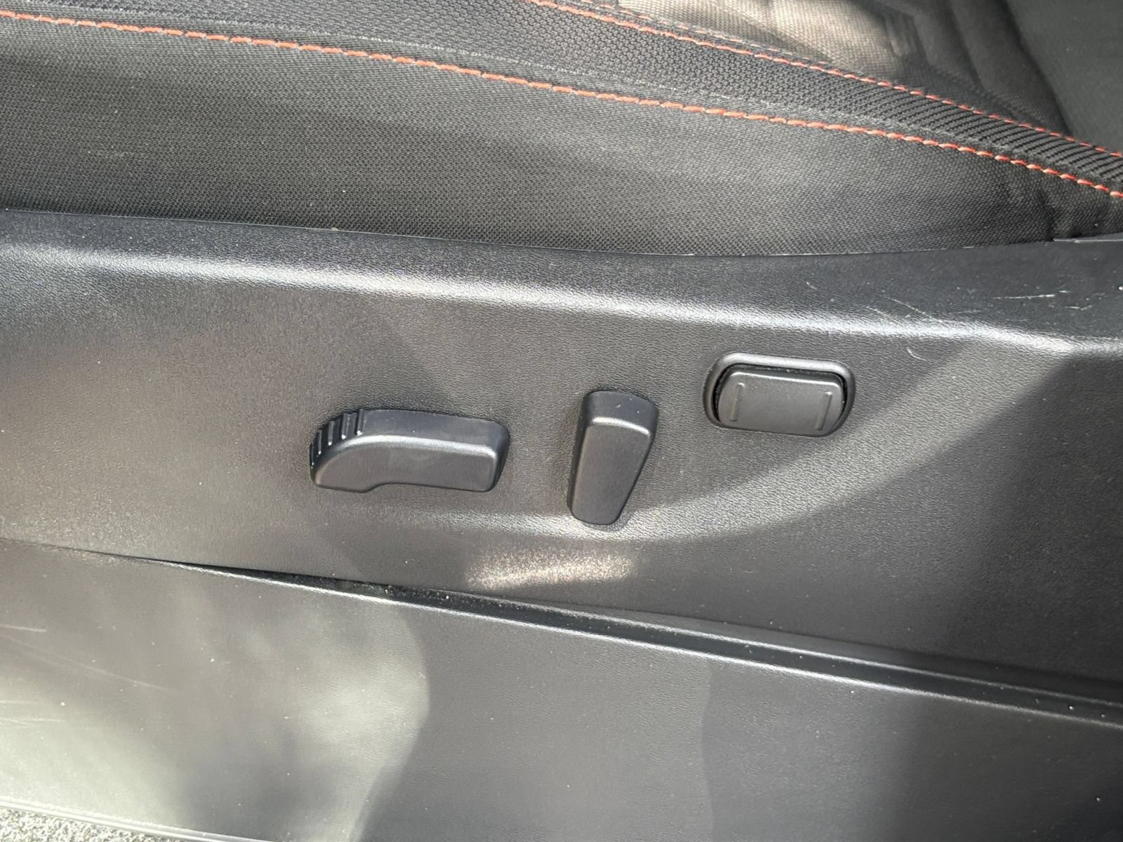 Used 2026 Nissan Frontier PRO-4X AWD/4WD image 21