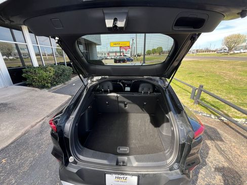 Used 2025 Buick Envista Preferred image 30