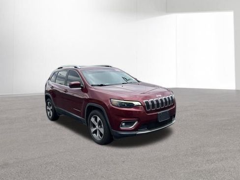 Used 2019 Jeep Cherokee Limited AWD/4WD image 3