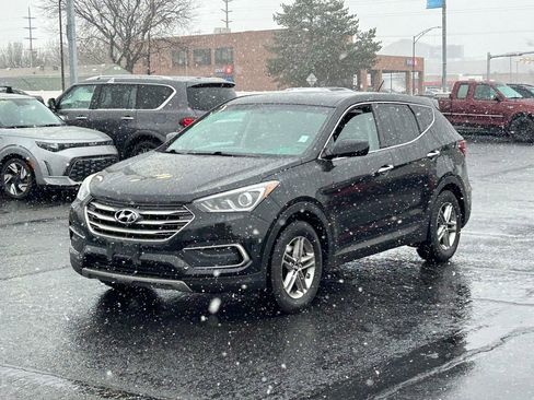 Used 2018 Hyundai Santa Fe Sport image 9