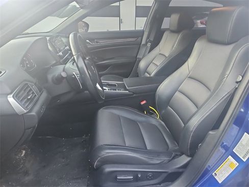 Used 2021 Honda Accord Sport image 9
