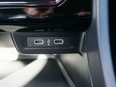 New 2025 Volkswagen Jetta Sport image 13