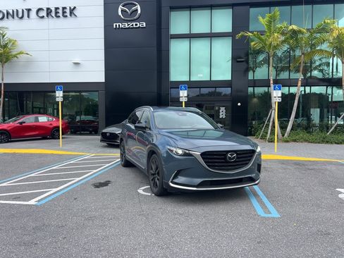 Used 2023 MAZDA CX-9 Carbon Edition image 3