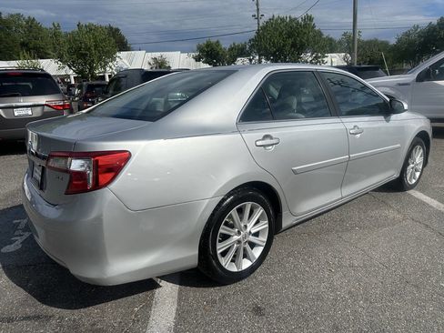 Used 2014 Toyota Camry XLE FWD image 8
