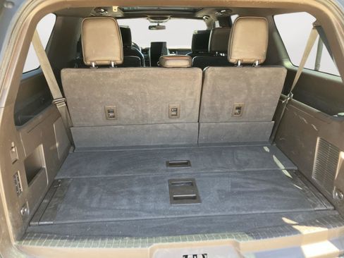 Used 2023 Ford Expedition Max King Ranch RWD image 24
