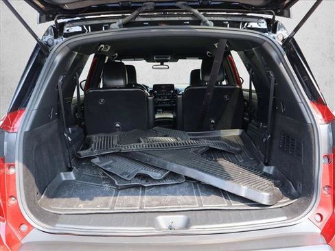Used 2023 Nissan Pathfinder Rock Creek AWD/4WD image 6