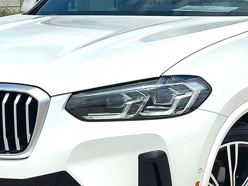 Certified 2024 BMW X3 sDrive30i w/ Premium Package w/ZPA RWD image 4