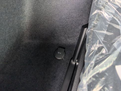 New 2025 Audi Q3 2.0T Premium image 30