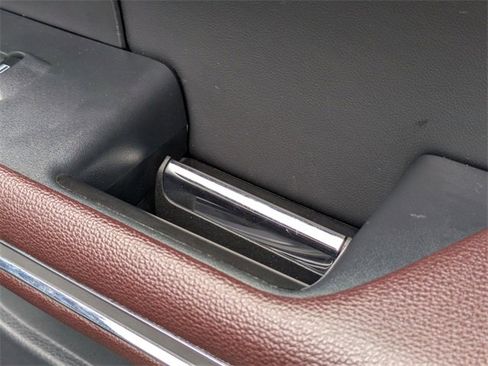 Used 2024 Ford Expedition Limited image 35